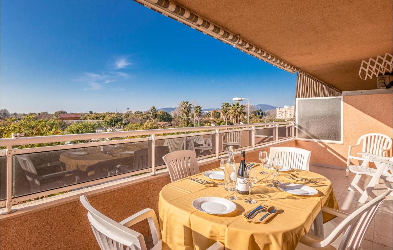 Awesome Apartment In Blanes Exterior foto