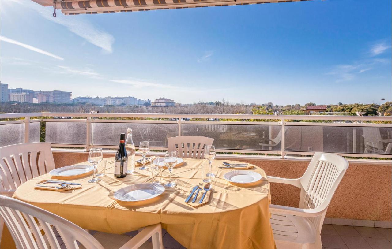 Awesome Apartment In Blanes Exterior foto
